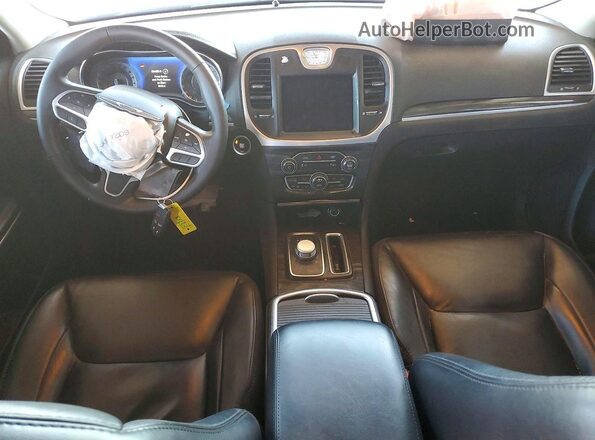 2C3CCAAG2MH509177 2021 CHRYSLER 300 Бордовый Вид панели приборов