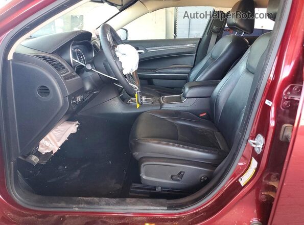 2C3CCAAG2MH509177 2021 CHRYSLER 300 Бордовый Вид салона спереди