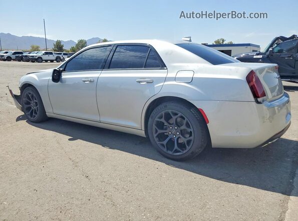 2C3CCAAG3LH137606 2020 CHRYSLER 300 Серебряный Задняя левая четверть