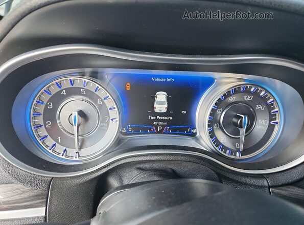 2C3CCAAG3NH131145 2022 CHRYSLER 300 Gray Vista del cuadro de instrumentos