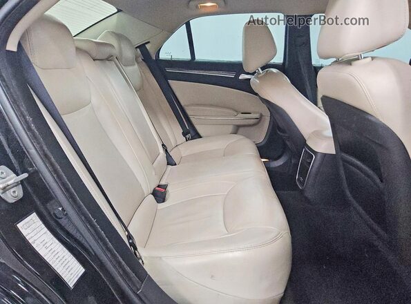 2C3CCAAG4HH588129 2017 CHRYSLER 300 Gray Vista de los asientos traseros