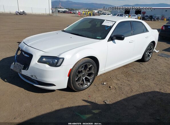 2C3CCAAG5JH168272 2018 CHRYSLER 300 White წინა მარცხენა ხედი სამი მეოთხედიდან