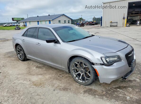 2C3CCAAG5JH264547 2018 CHRYSLER 300 Gray Առջևի աջ