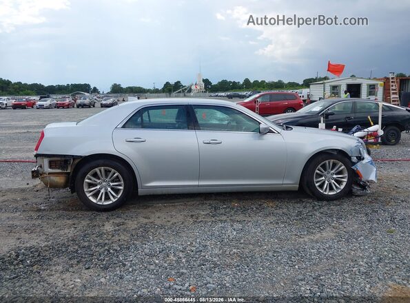 2C3CCAAG5KH727157 2019 CHRYSLER 300 Silver ხელსაწყოთა პანელის ხედი