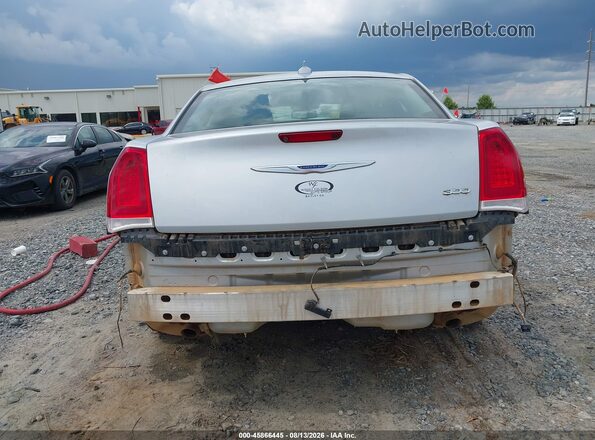 2C3CCAAG5KH727157 2019 CHRYSLER 300 Silver წინა ხედი