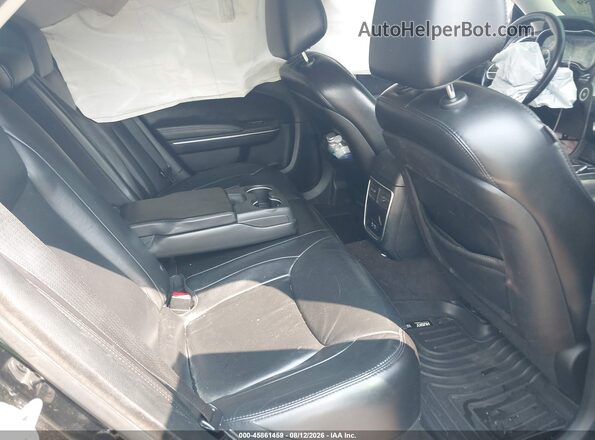 2C3CCAAG6HH593736 2017 CHRYSLER 300 Black VIN կոդի պիտակի տեսք