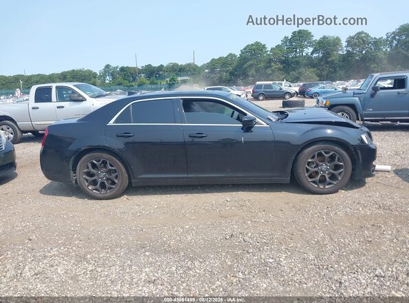 2C3CCAAG6HH593736 2017 CHRYSLER 300 Black Սալոնի հետևի տեսք