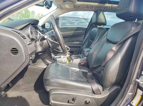 2C3CCAAG7GH208232 2016 CHRYSLER 300 Gray Front interior view