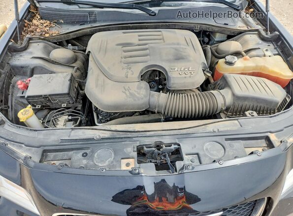 2C3CCAAG7LH168714 2020 CHRYSLER 300 Черный Вид задней части салона