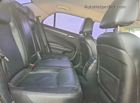 2C3CCAAG7LH168714 2020 CHRYSLER 300 Черный Вид задних сидений