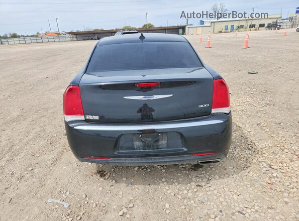 2C3CCAAG7LH168714 2020 CHRYSLER 300 Черный Вид сзади