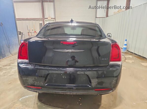 2C3CCAAG7PH517313 2023 CHRYSLER 300 Черный Вид сзади