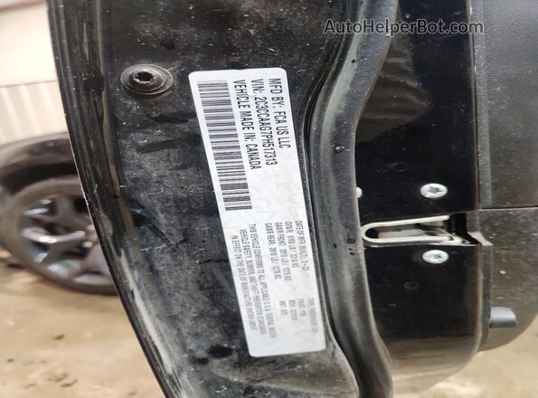 2C3CCAAG7PH517313 2023 CHRYSLER 300 Черный Вид подкапотного пространства