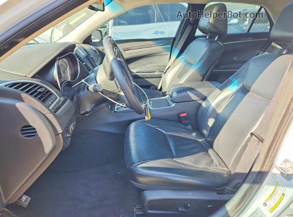 2C3CCAAG8GH229655 2016 CHRYSLER 300 White Панорамний вид салону 360°