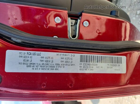 2C3CCAAG8JH293248 2018 CHRYSLER 300 Burgundy ძრავის განყოფილების ხედი