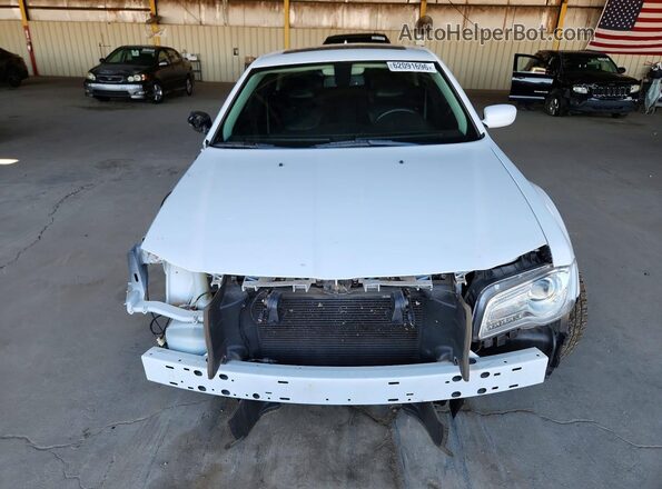 2C3CCAAG8LH117772 2020 CHRYSLER 300 White Vista frontal