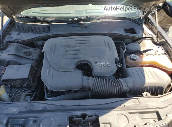 2C3CCAAGXKH555949 2019 CHRYSLER 300 Gray Սալոնի հետևի տեսք
