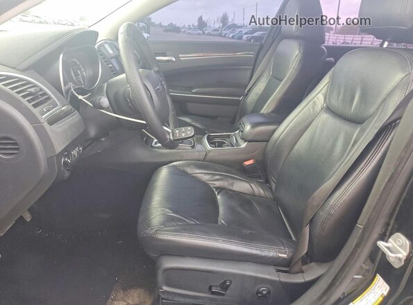 2C3CCAAGXKH582441 2019 CHRYSLER 300 Black Вид салону спереду