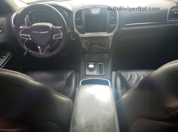 2C3CCAAGXKH582441 2019 CHRYSLER 300 Black Вид панелі приладів