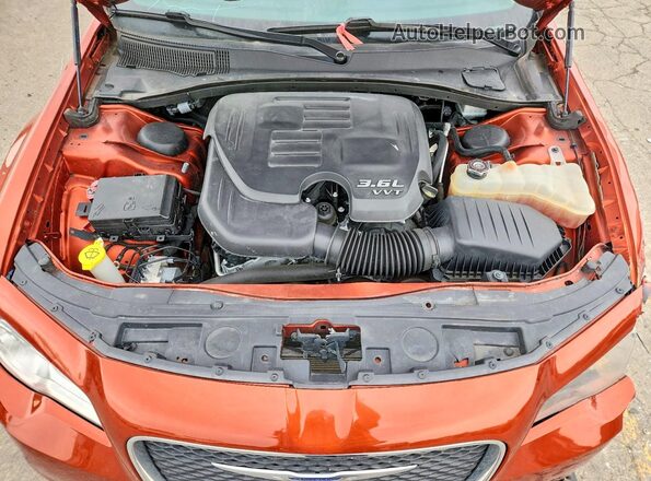 2C3CCAAGXMH650403 2021 CHRYSLER 300 Orange უკანა სალონის ხედი