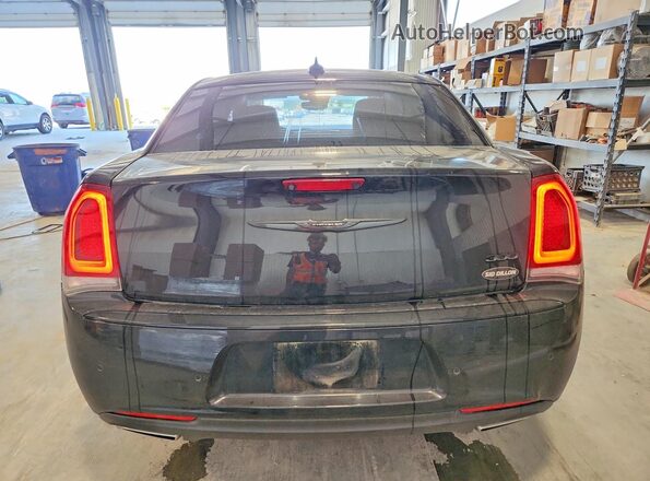 2C3CCAAGXPH676911 2023 CHRYSLER 300 Black Rear view