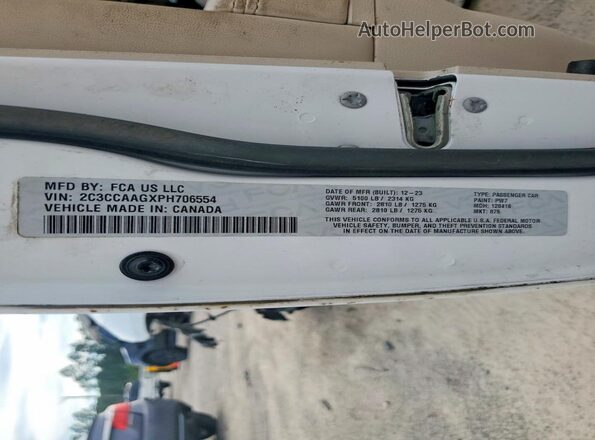 2C3CCAAGXPH706554 2023 CHRYSLER 300 White Widok naklejki z numerem VIN