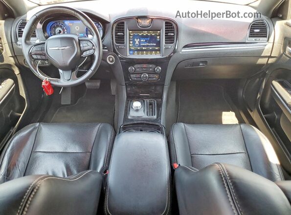 2C3CCABG0LH253361 2020 CHRYSLER 300 Burgundy Dashboard view