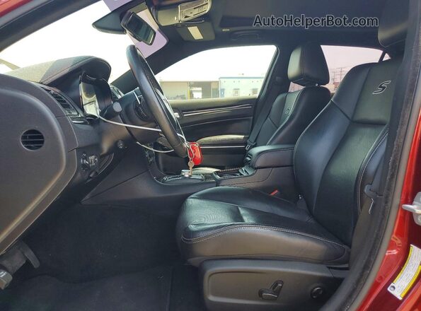 2C3CCABG0LH253361 2020 CHRYSLER 300 Burgundy Front interior view