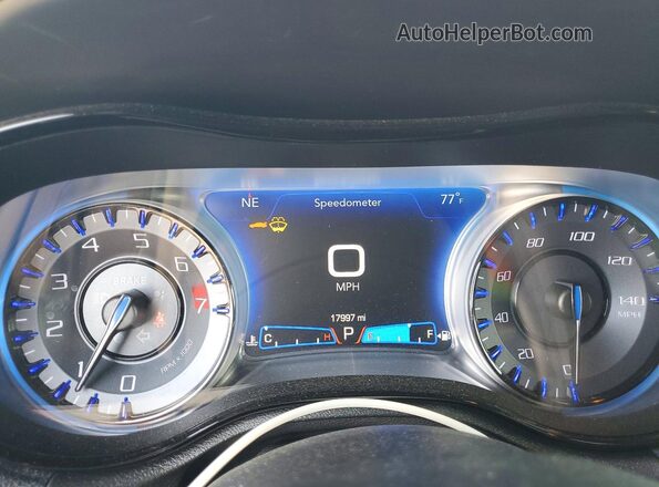 2C3CCABG0LH253361 2020 CHRYSLER 300 Burgundy Instrument cluster view