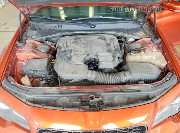 2C3CCABG1MH505054 2021 CHRYSLER 300 Orange უკანა სალონის ხედი