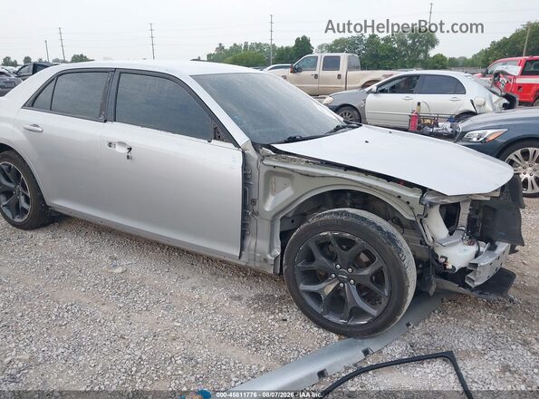 2C3CCABG1MH524025 2021 CHRYSLER 300 Silver Դիմացի տեսք