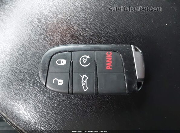 2C3CCABG1MH524025 2021 CHRYSLER 300 Silver Առջևի վահանակի տեսք