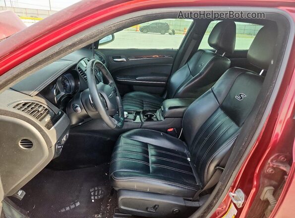 2C3CCABG2JH319745 2018 CHRYSLER 300 Burgundy Widok wnętrza z przodu