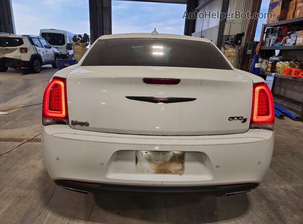2C3CCABG3MH598899 2021 CHRYSLER 300 White უკანა ხედი