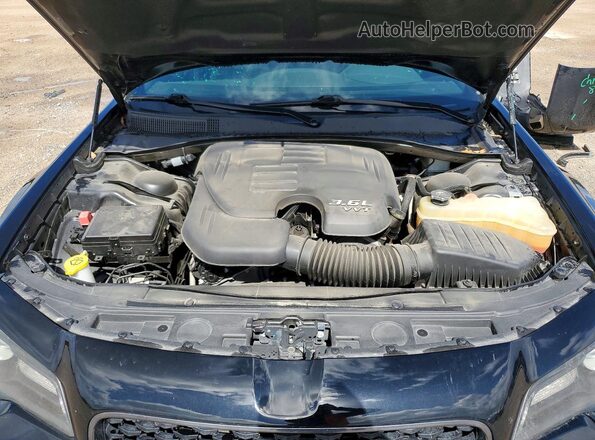 2C3CCABG3MH660723 2021 CHRYSLER 300 Черный Вид задней части салона