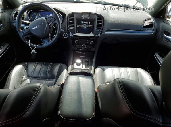 2C3CCABG3MH660723 2021 CHRYSLER 300 Черный Вид панели приборов