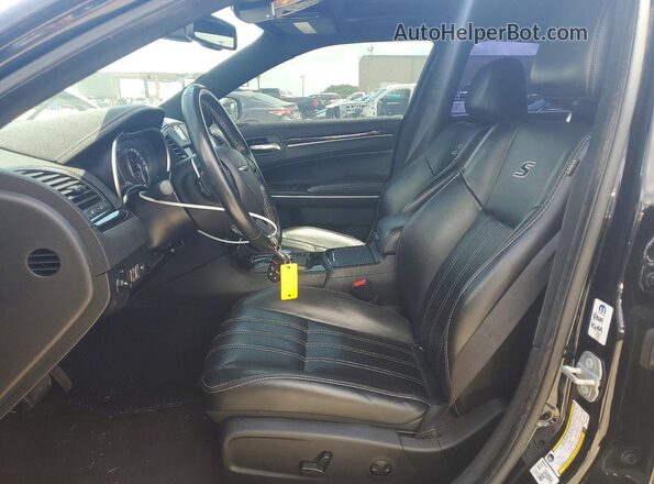 2C3CCABG3NH131080 2022 CHRYSLER 300 Black Front interior view