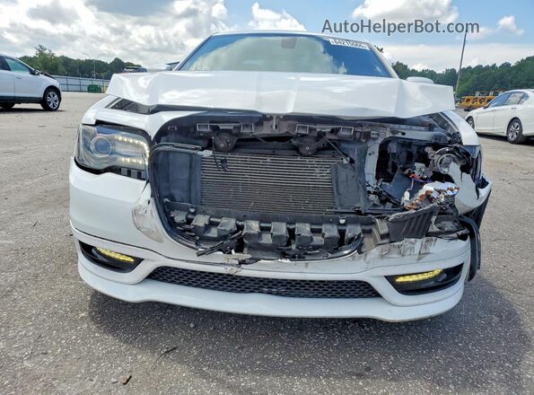 2C3CCABG4HH667623 2017 CHRYSLER 300 White Front view