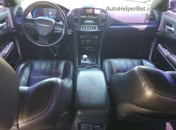 2C3CCABG4KH585415 2019 CHRYSLER 300 Burgundy Dashboard view