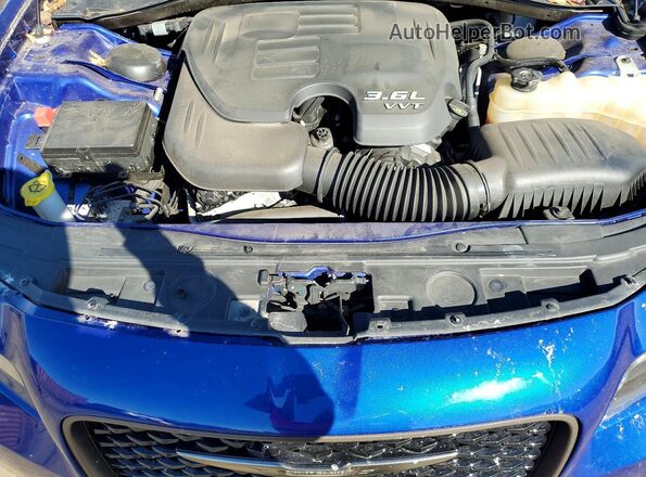 2C3CCABG4KH733224 2019 CHRYSLER 300 Blue Widok wnętrza z tyłu