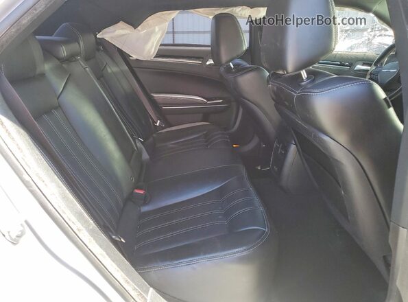 2C3CCABG4MH589158 2021 CHRYSLER 300 Silver უკანა სავარძლების ხედი