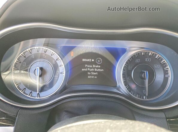 2C3CCABG4MH589158 2021 CHRYSLER 300 Silver ხელსაწყოთა პანელის ხედი