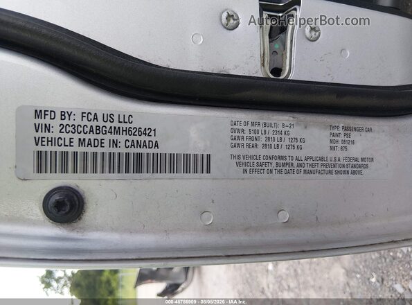 2C3CCABG4MH626421 2021 CHRYSLER 300 Silver ძრავის განყოფილების ხედი