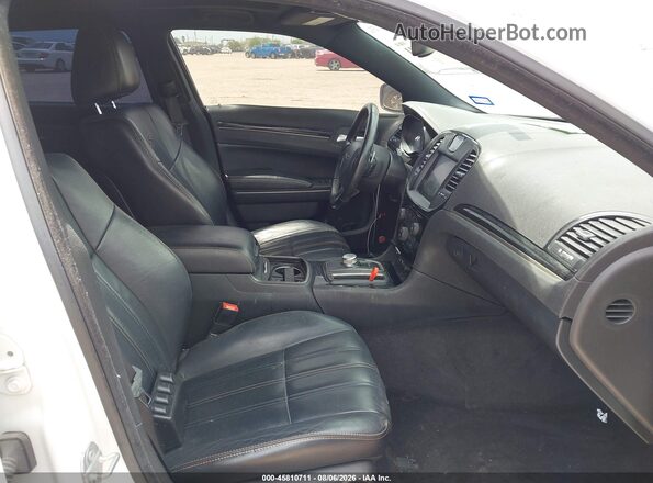 2C3CCABG5GH324950 2016 CHRYSLER 300 White Սալոնի դիմացի տեսք