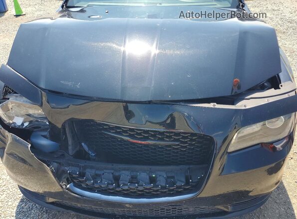 2C3CCABG5PH561132 2023 CHRYSLER 300 Black Вид задньої частини салону