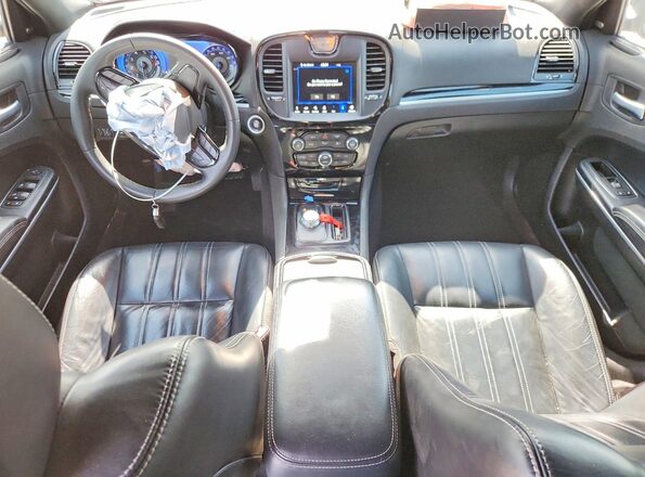 2C3CCABG6PH633259 2023 CHRYSLER 300 Black Вид панелі приладів