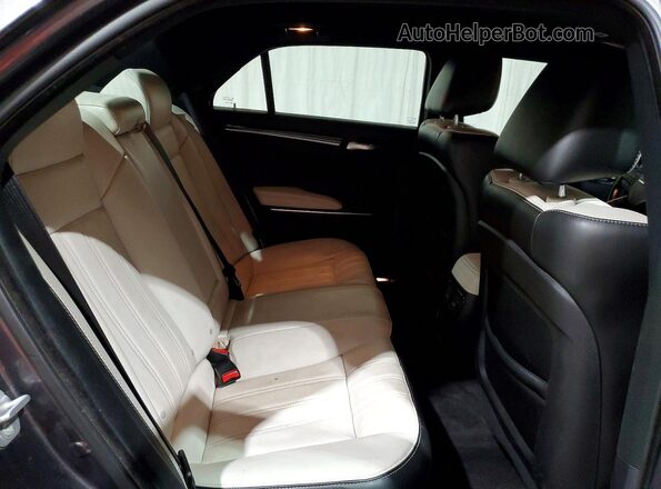 2C3CCABG7HH662612 2017 CHRYSLER 300 Black უკანა სავარძლების ხედი