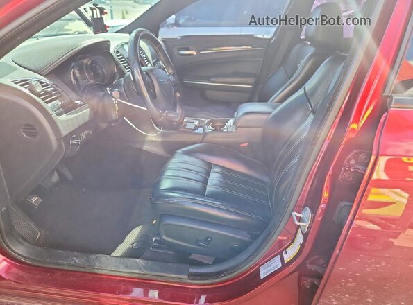 2C3CCABG7JH142934 2018 CHRYSLER 300 Темно-бордовый Вид салона спереди