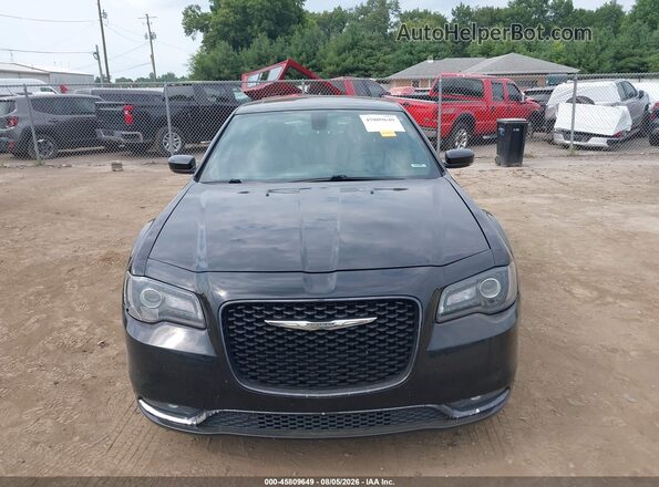 2C3CCABG7KH590883 2019 CHRYSLER 300 Black Widok wnętrza z tyłu
