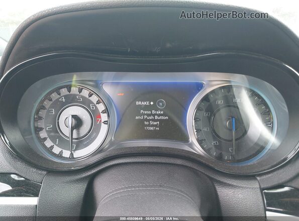 2C3CCABG7KH590883 2019 CHRYSLER 300 Black Widok tylnych siedzeń